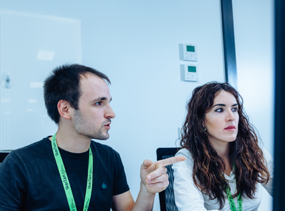 Ikerlan-estudiantes-card-plan-carrera-doctorado-investigador